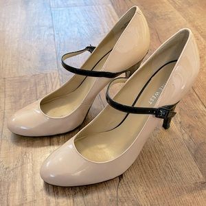 Nine West Nude/Black Patent Heels Sz8.5